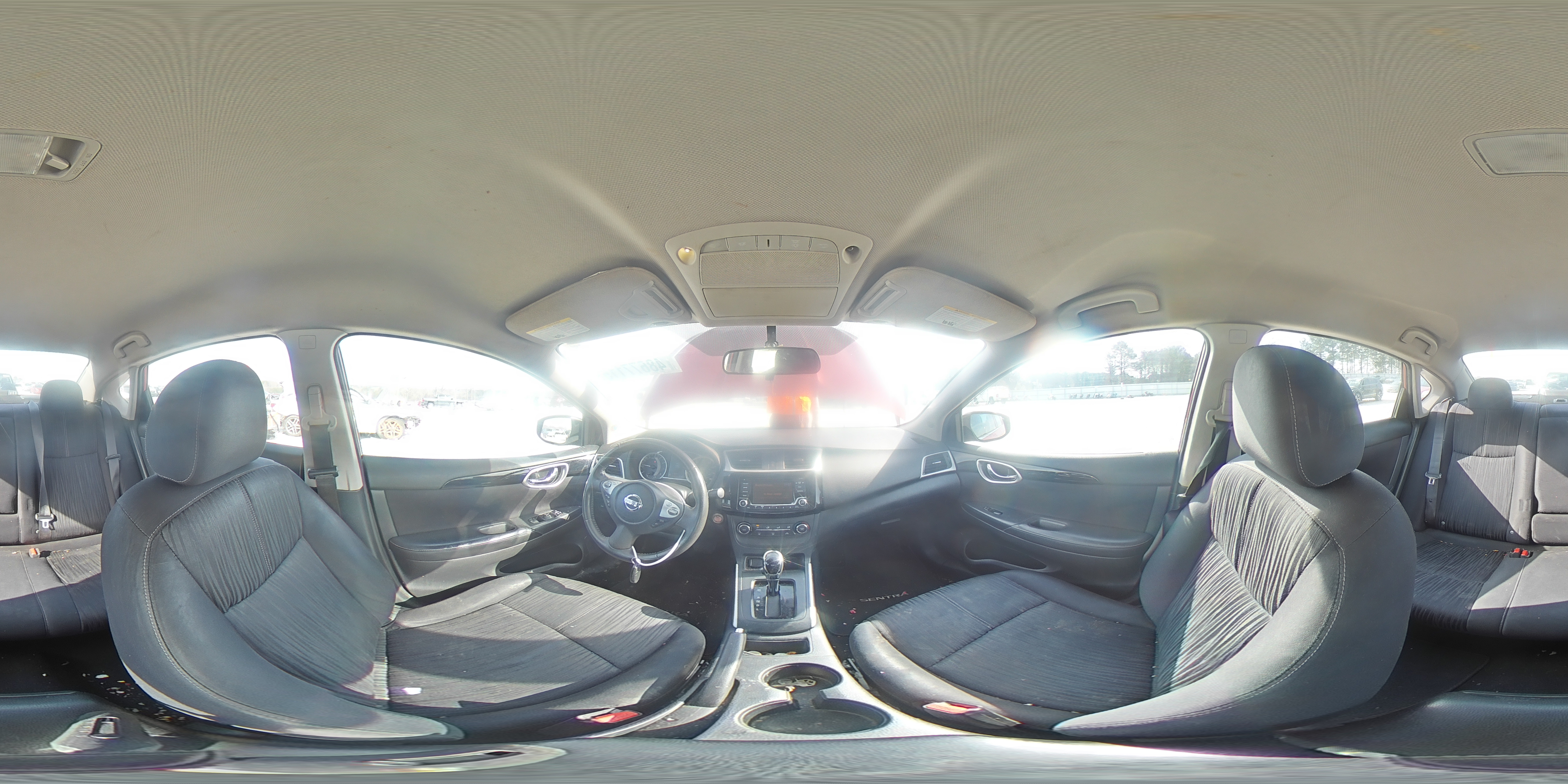 2016 Nissan Sentra - Image 13