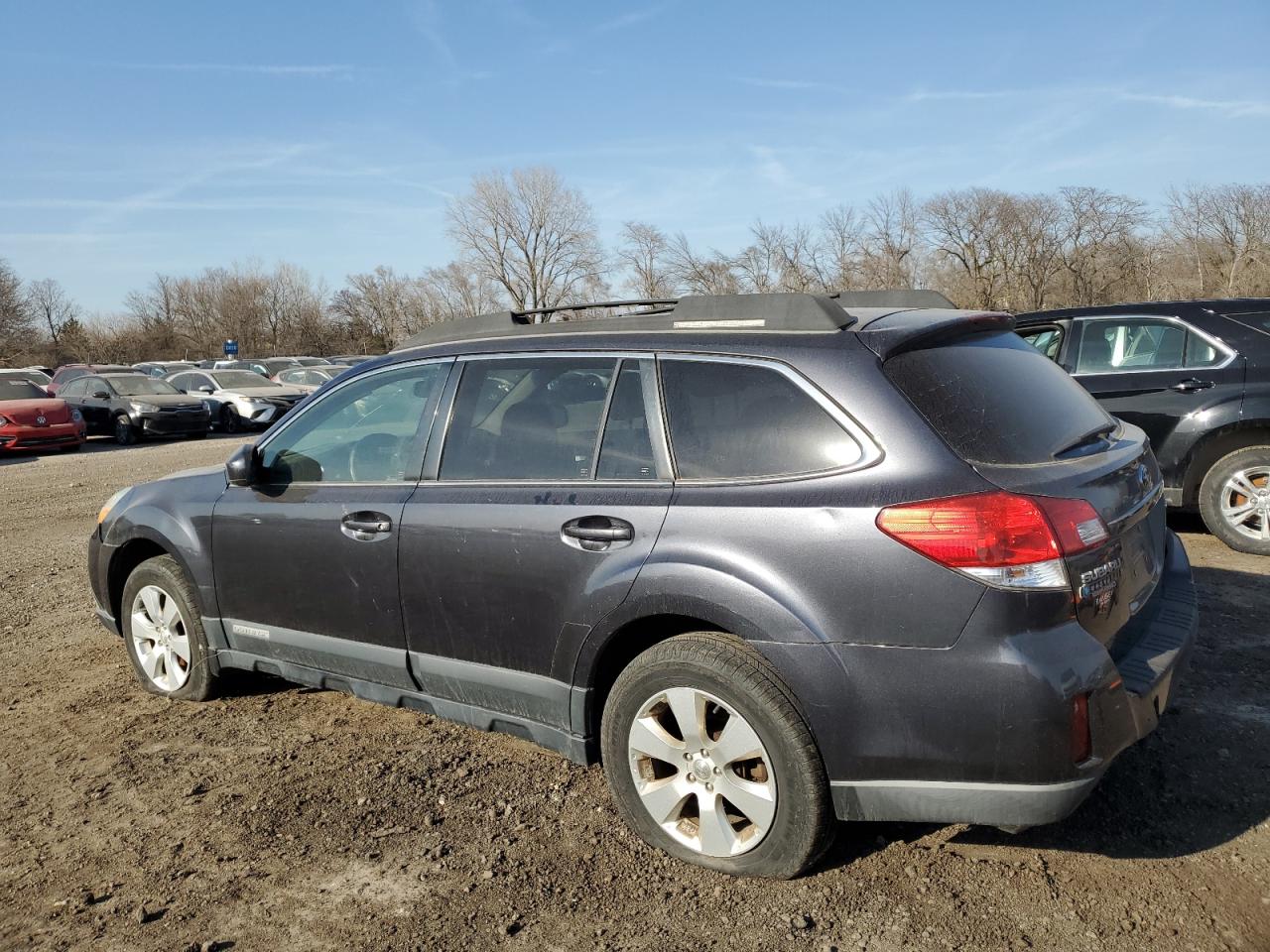 2011 Subaru Outback - Image 2