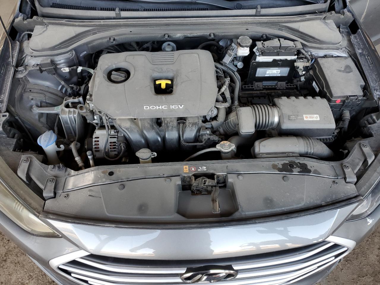 2018 Hyundai Elantra - Image 11