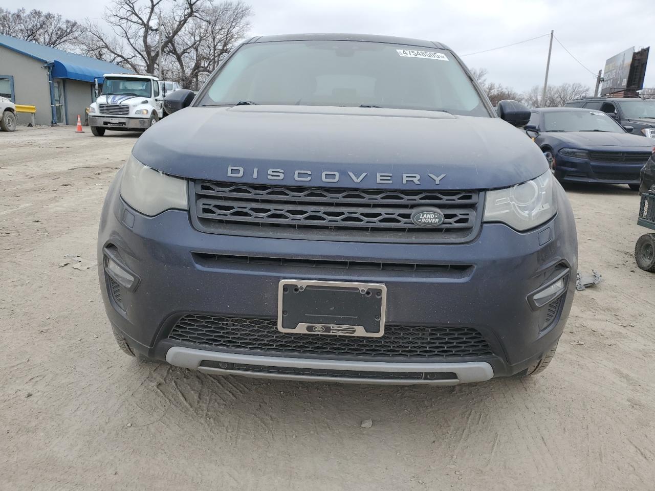 2015 Land Rover Discovery - Image 5