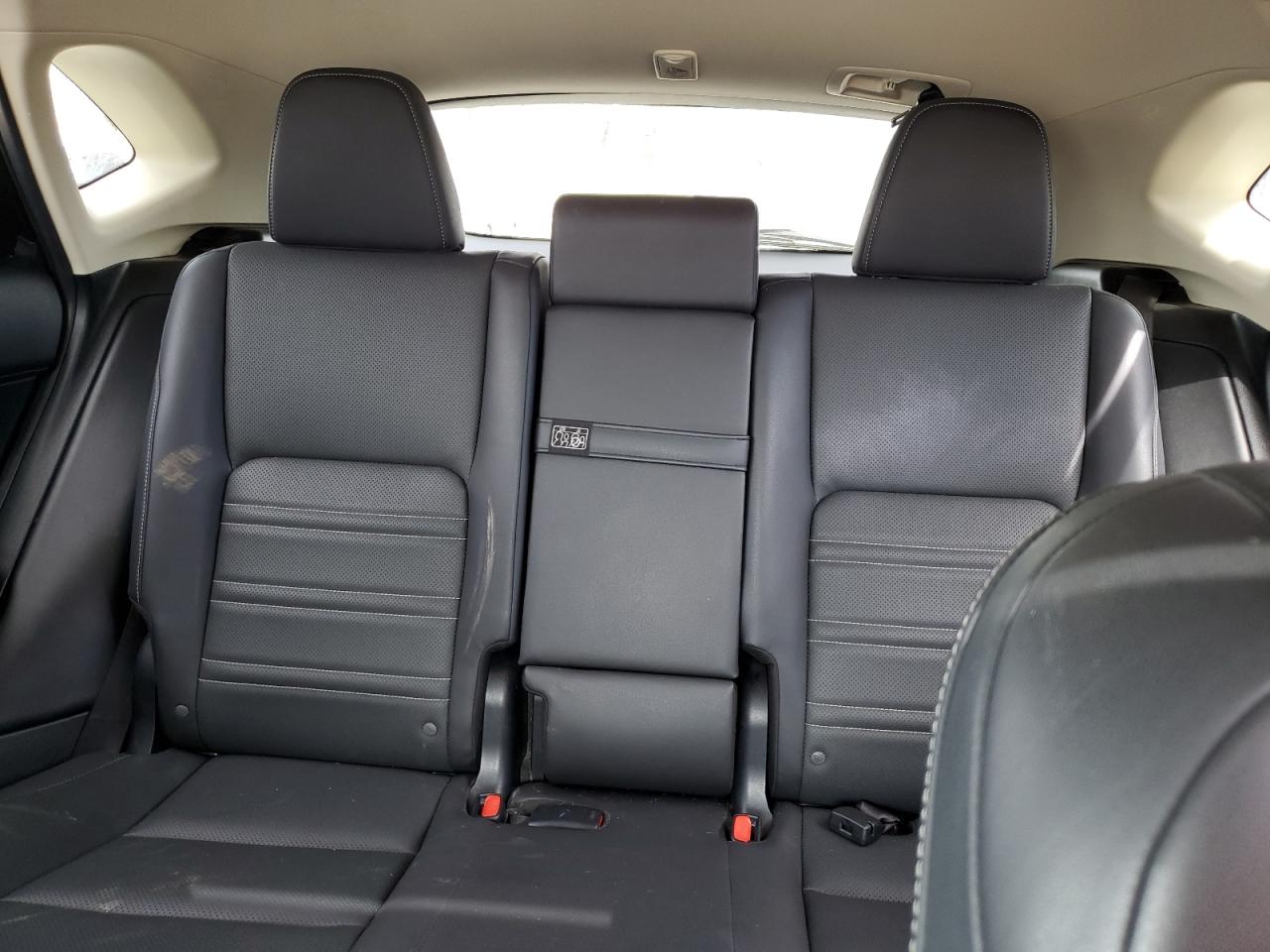2016 Lexus NX - Image 10