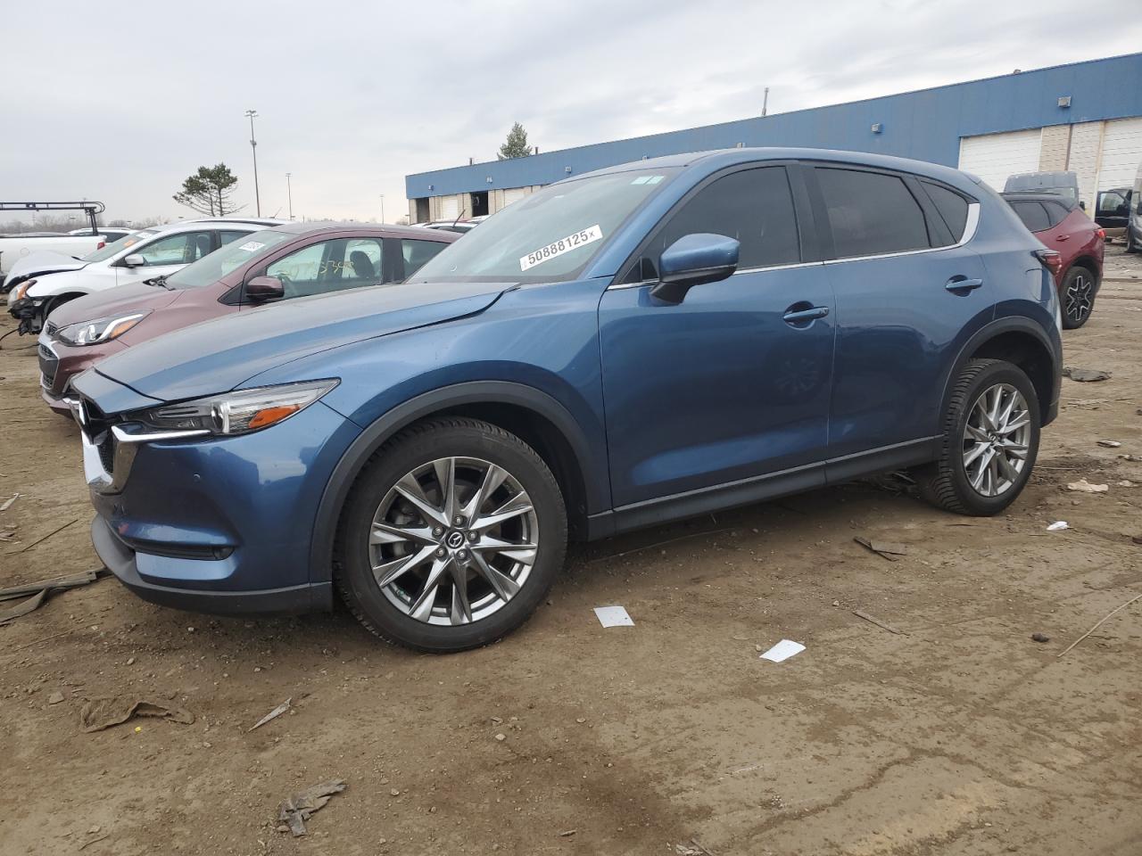 2020 Mazda Cx-5 Signature for Sale in Woodhaven, MI - Front End