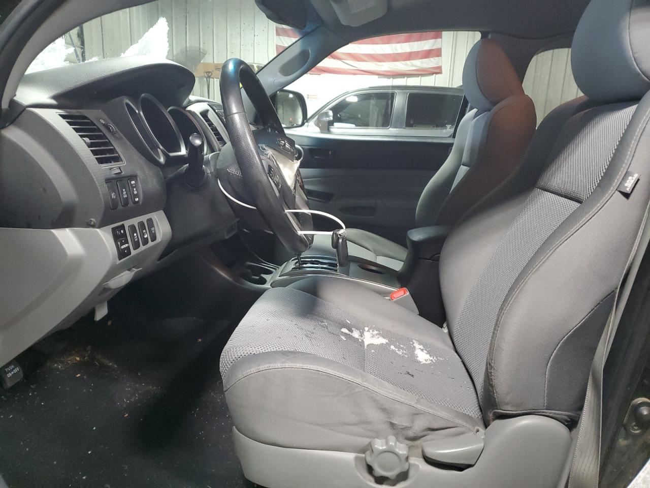 2013 Toyota Tacoma - Image 7