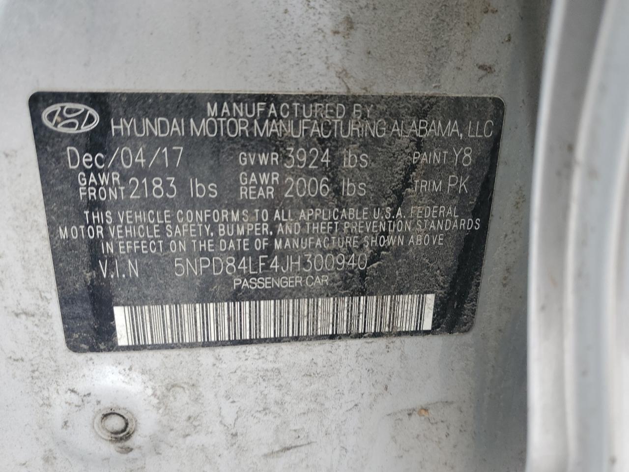 2018 Hyundai Elantra - Image 12