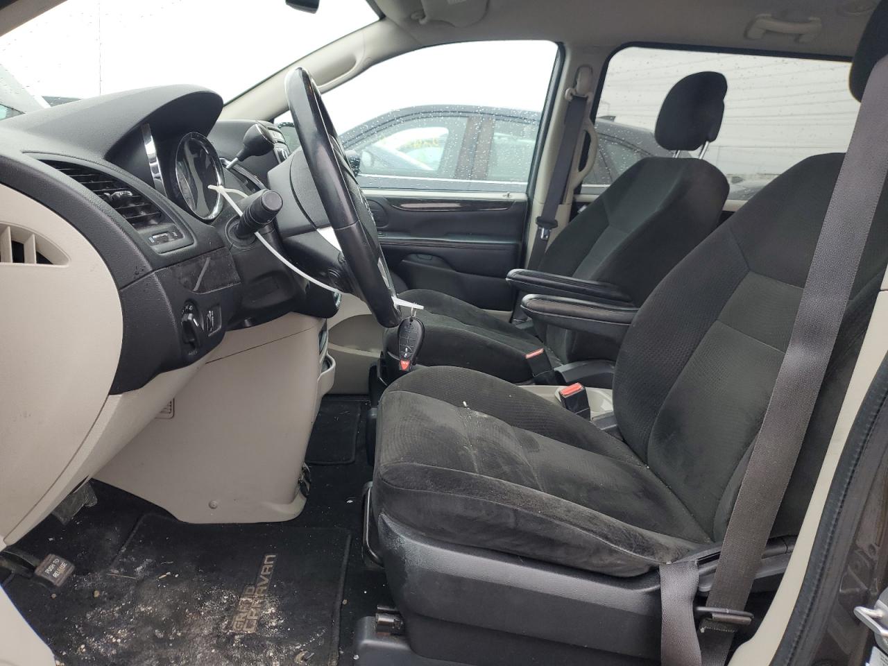 2016 Dodge Caravan - Image 7