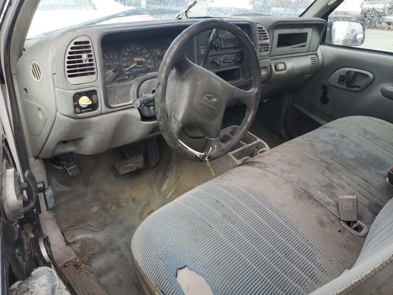1998 Chevrolet GMT-400 - Image 8