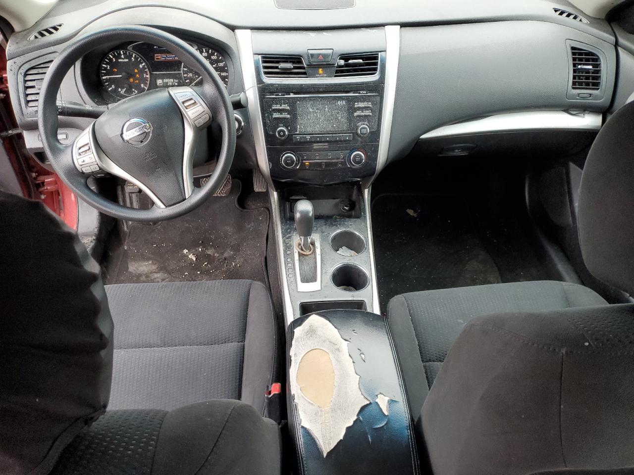 2015 Nissan Altima - Image 8