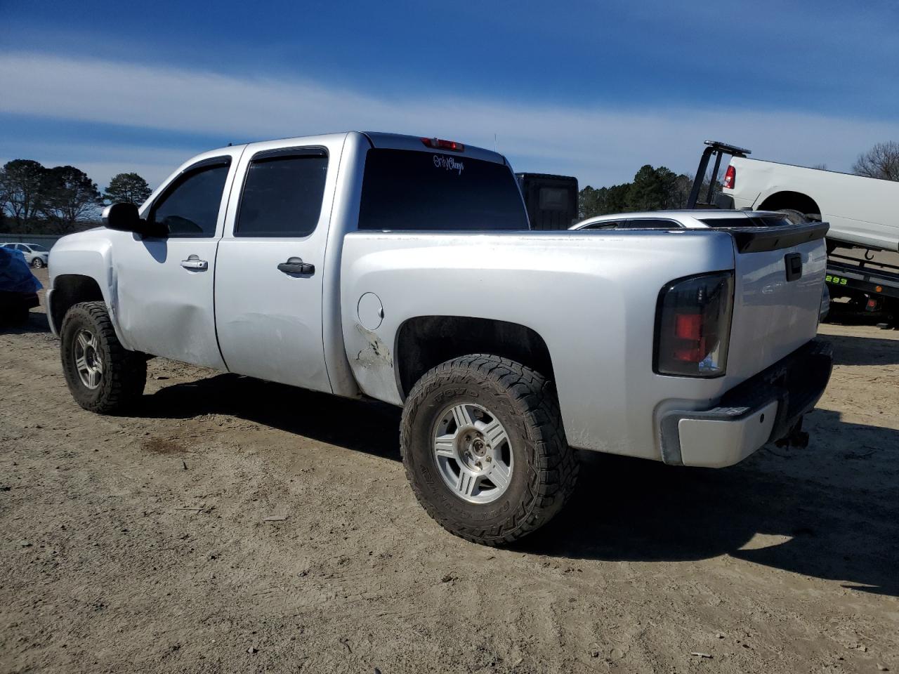 2010 Chevrolet Silverado - Image 2