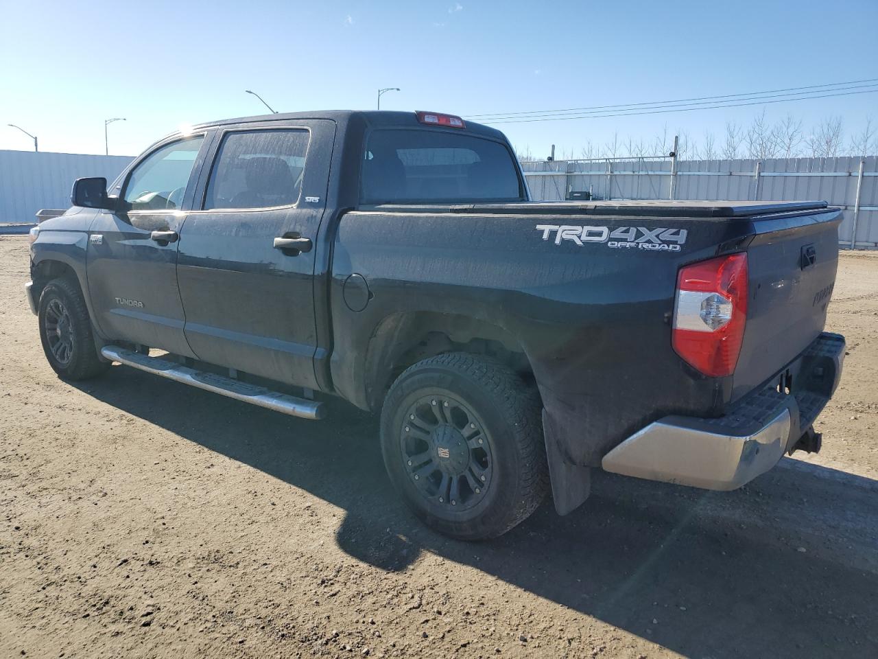 2014 Toyota Tundra - Image 2