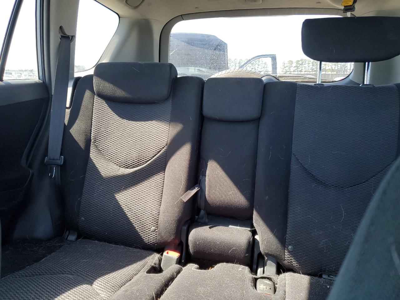 2010 Toyota RAV 4 - Image 10