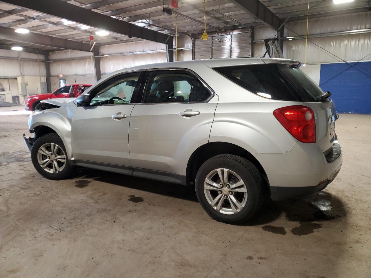 2011 Chevrolet Equinox - Image 2