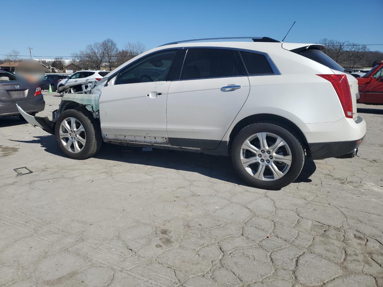 2015 Cadillac SRX - Image 2