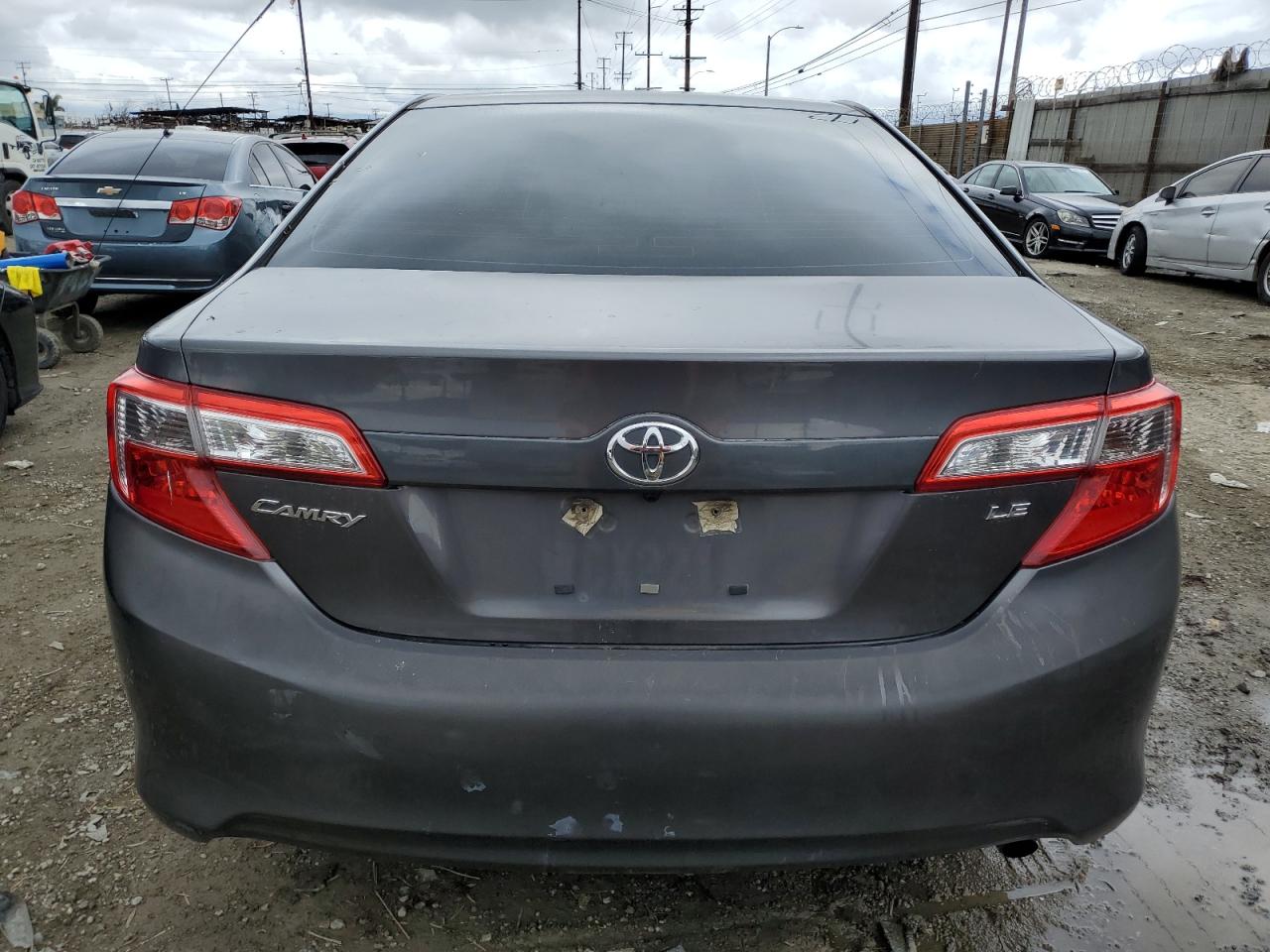 2014 Toyota Camry - Image 6