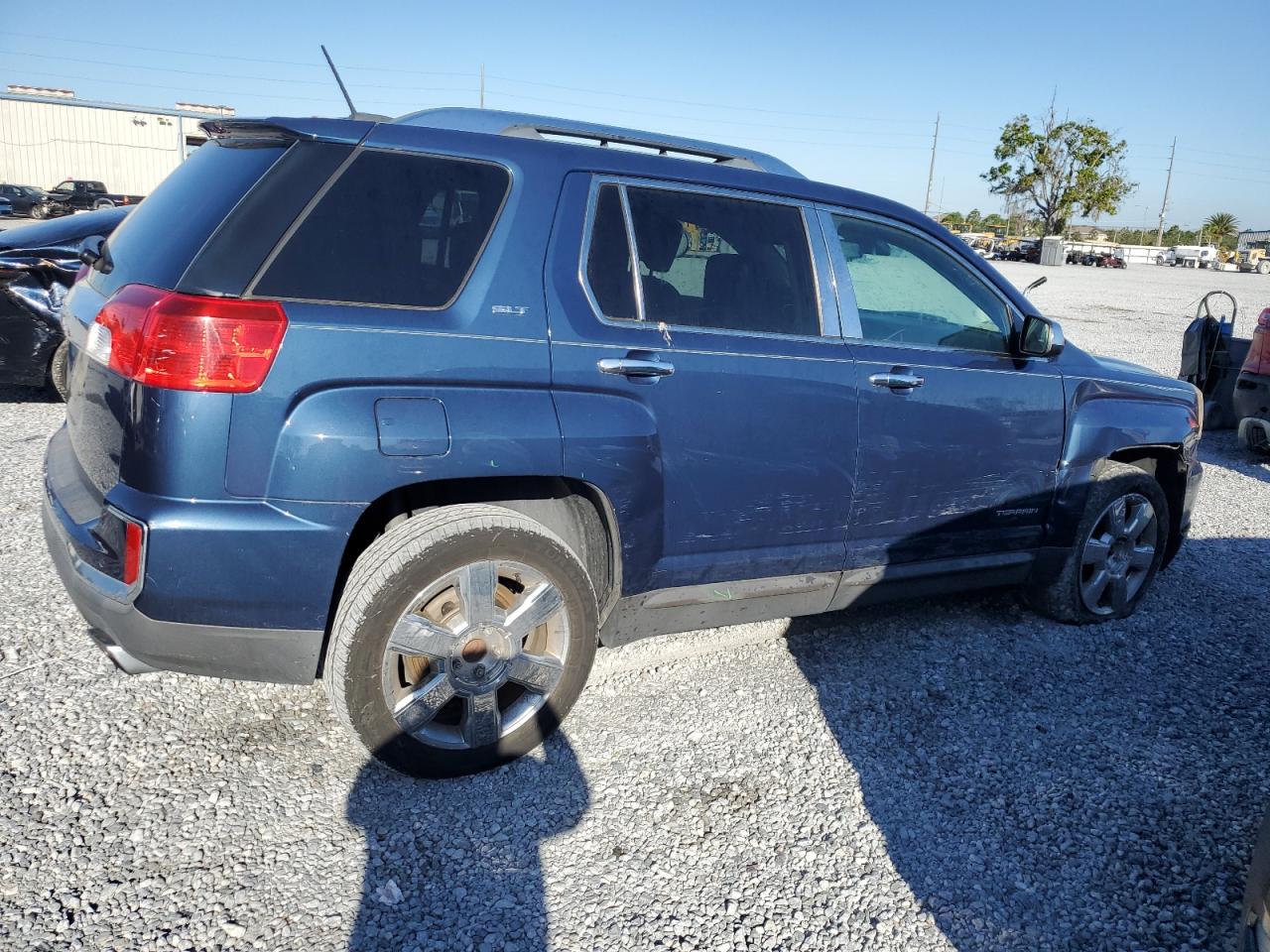 2016 GMC Terrain - Image 3