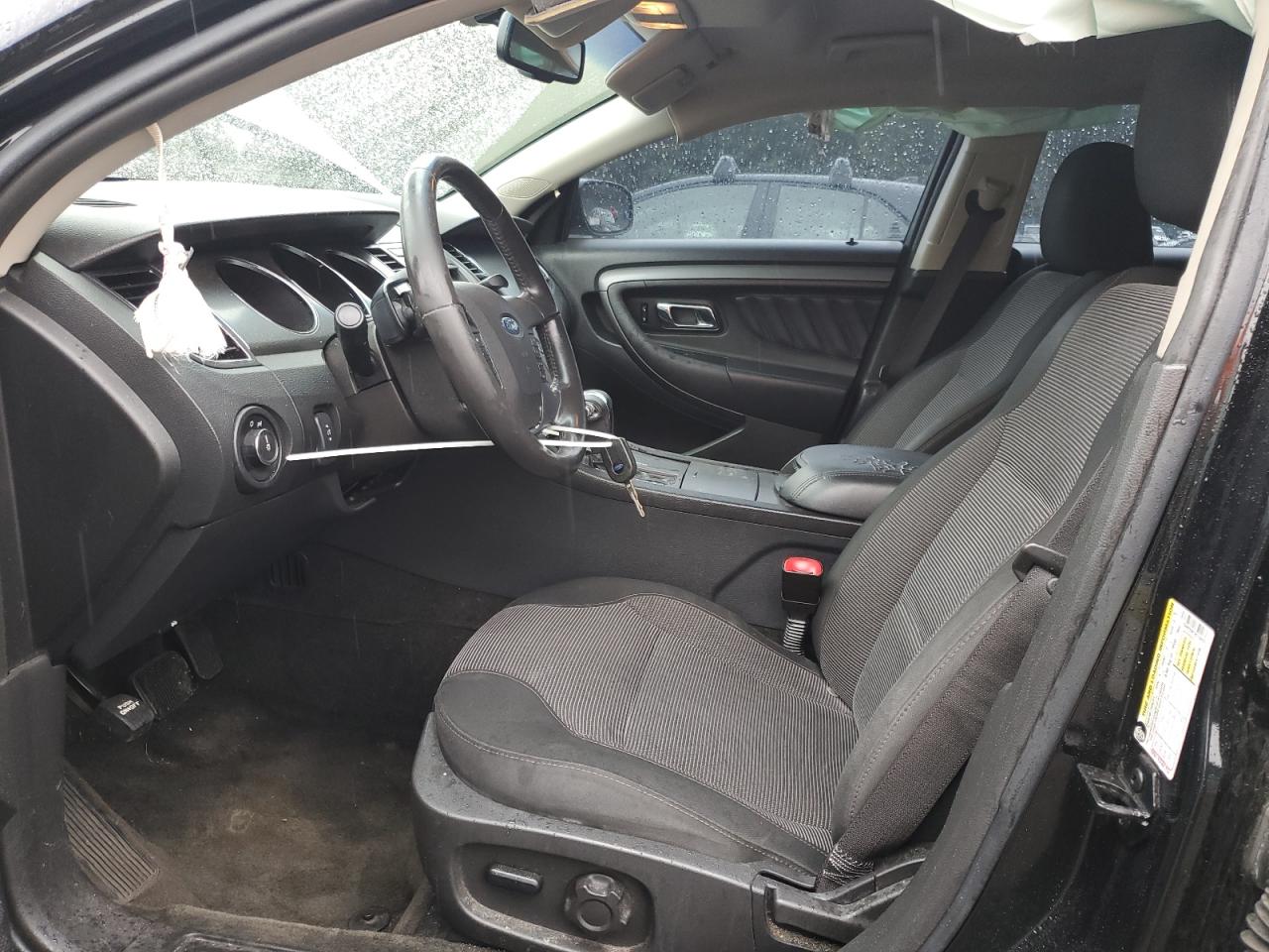 2011 Ford Taurus - Image 7