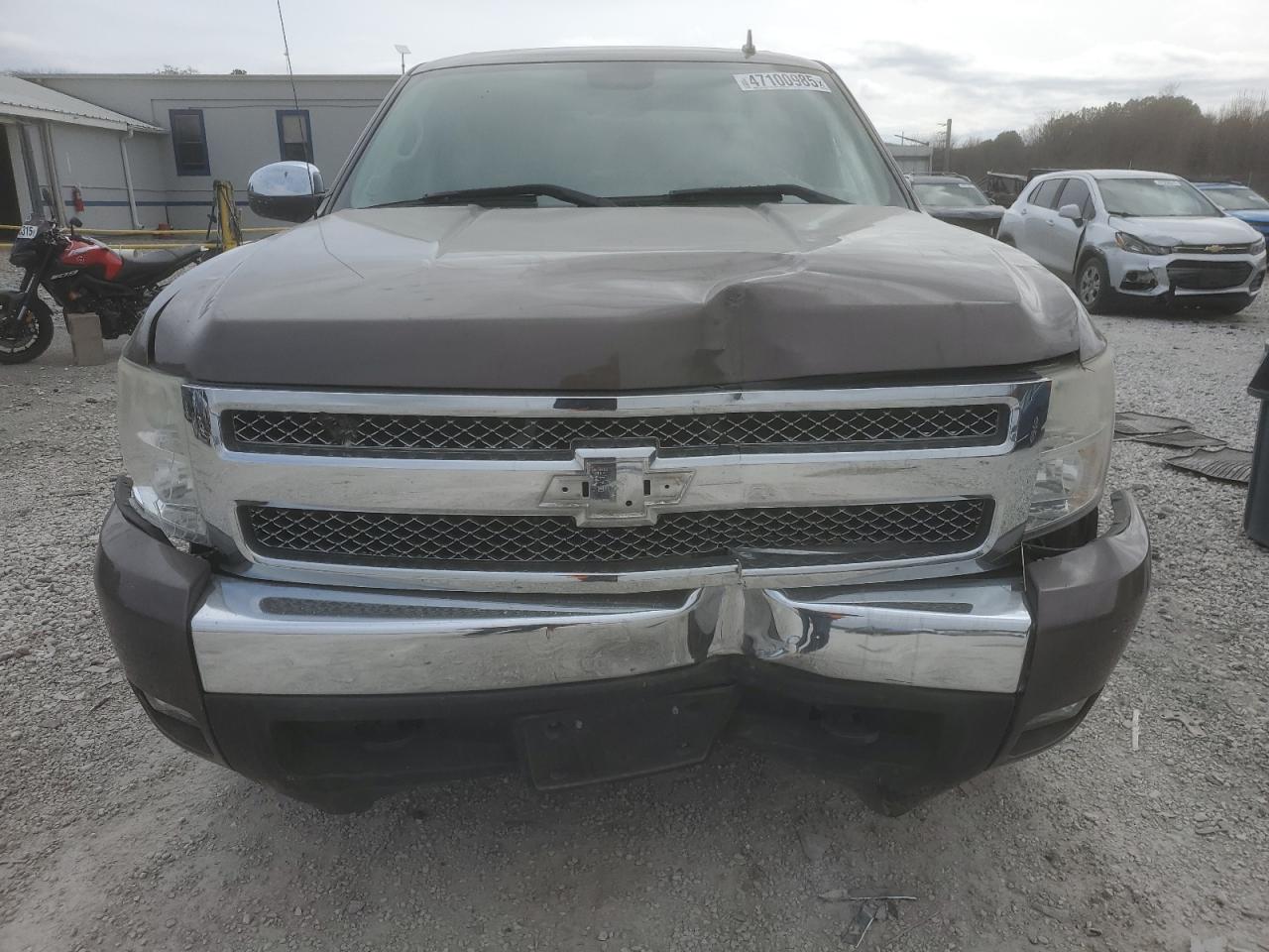 2008 Chevrolet Silverado - Image 5