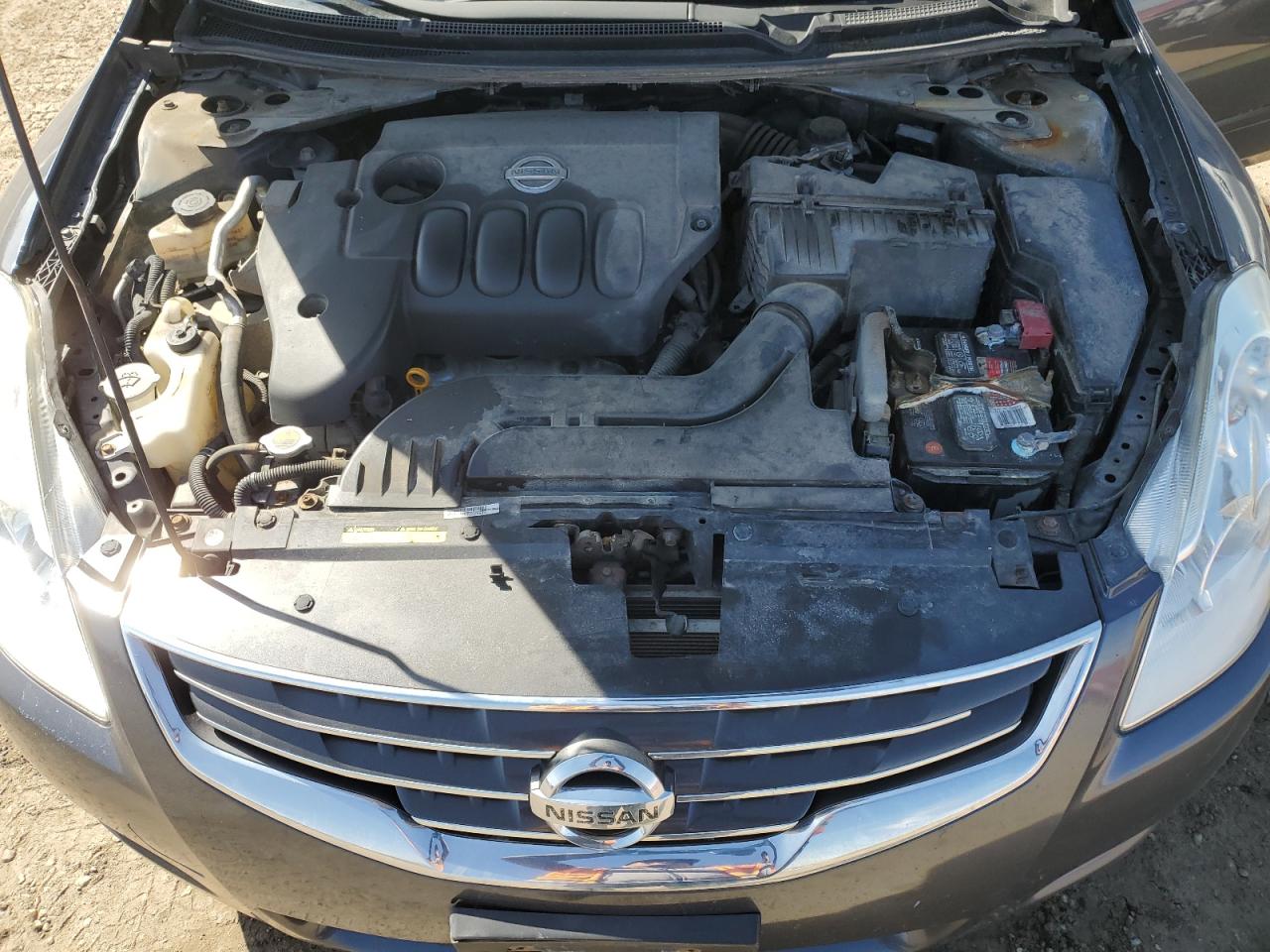 2010 Nissan Altima - Image 11