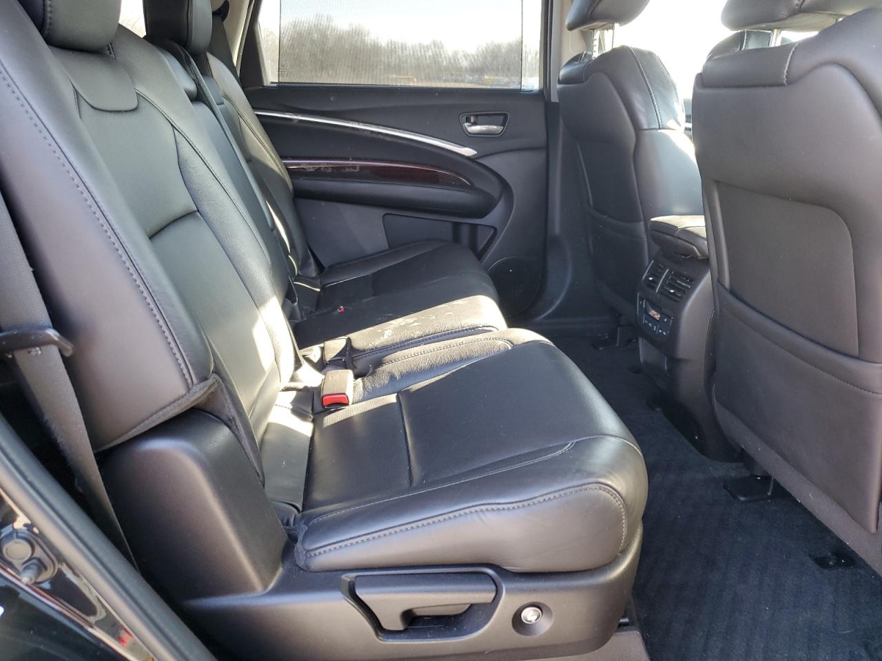 2016 Acura MDX - Image 11