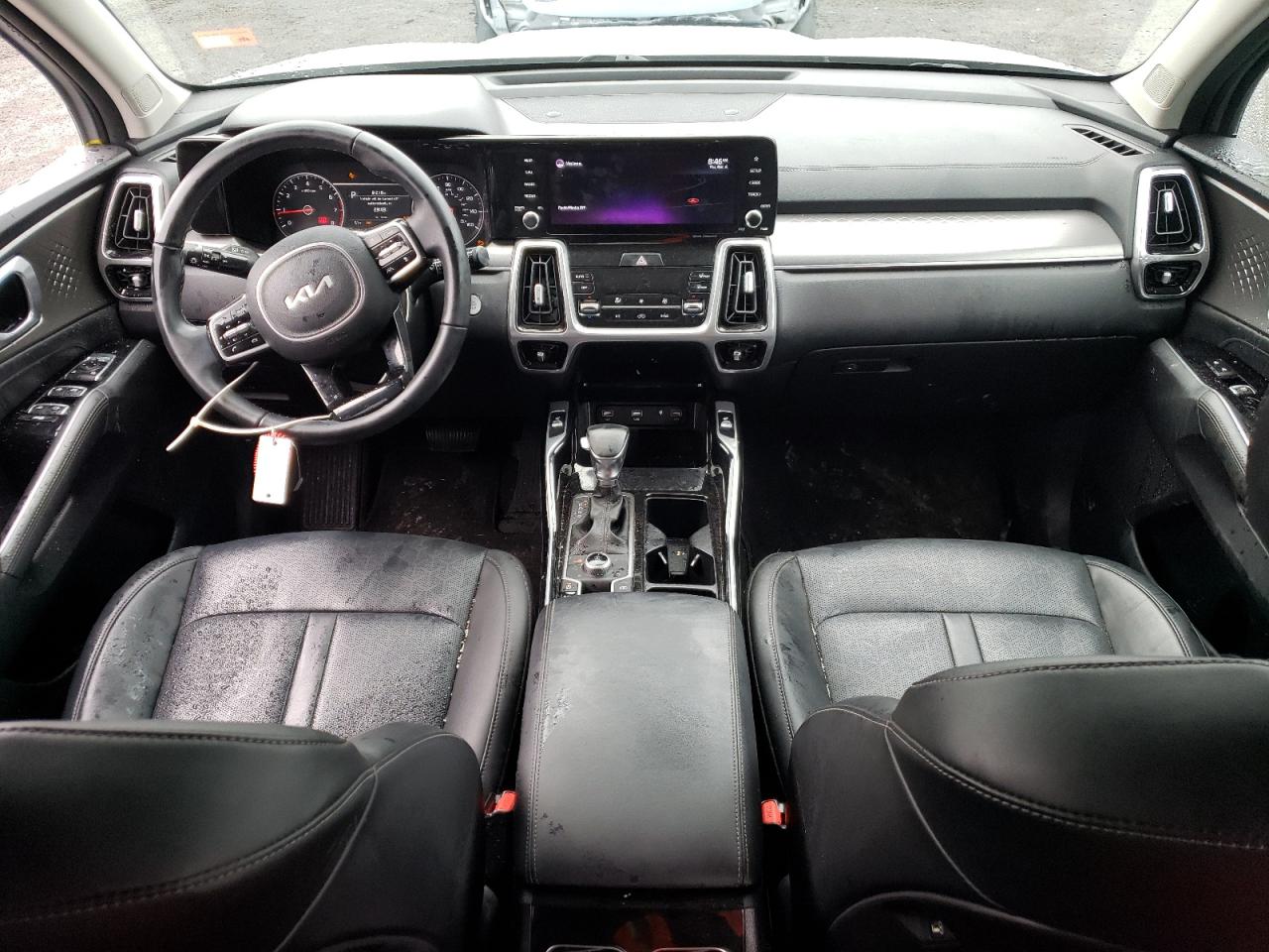 2022 Kia Sorento - Image 8