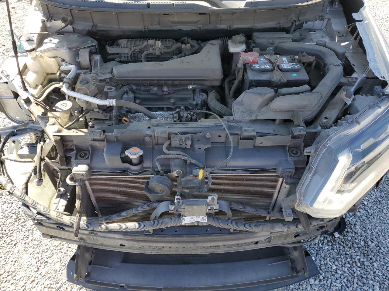 KNMAT2MT5HP609440 NISSAN ROGUE 2017