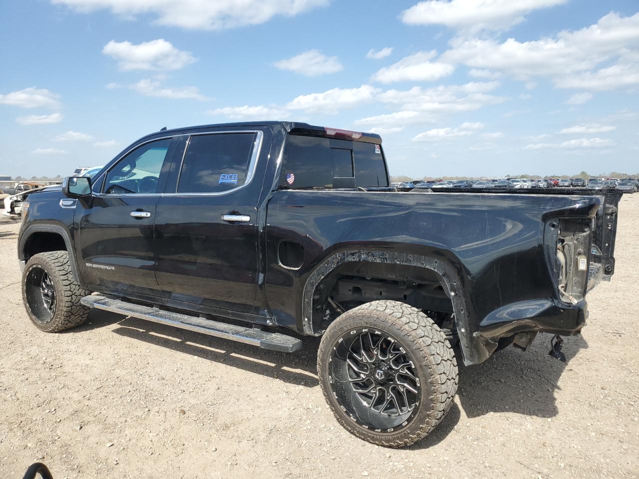 2019 GMC Sierra - Image 2