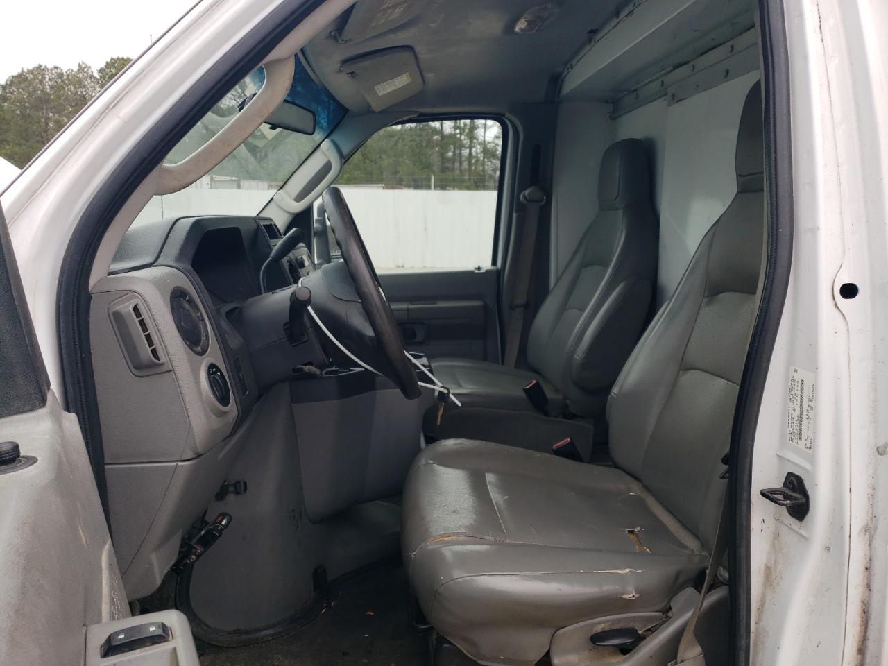 2014 Ford Econoline - Image 7