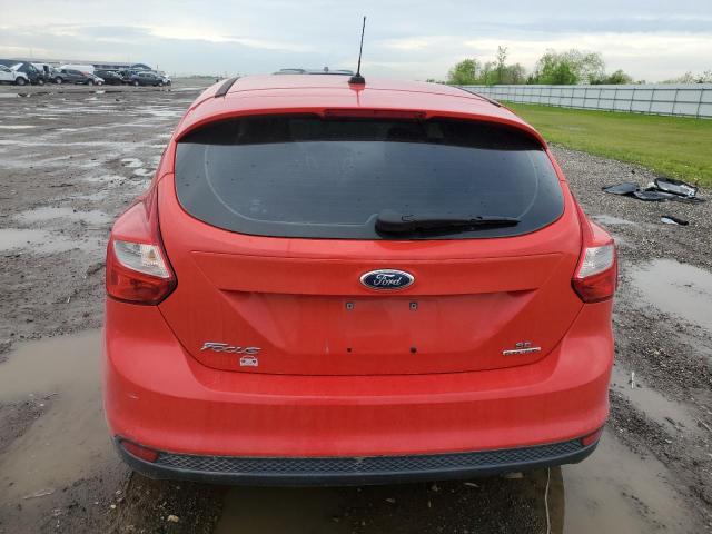  FORD FOCUS 2014 Красный