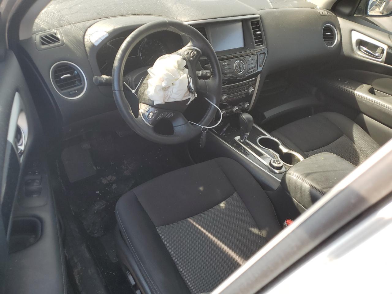 5N1DR2MM8JC670083 NISSAN PATHFINDER 2018