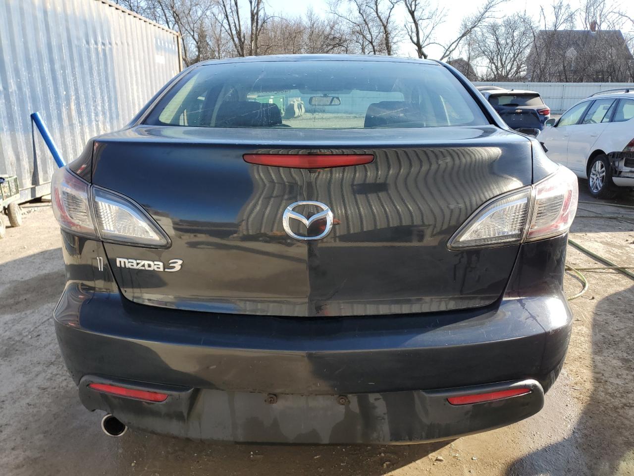2011 Mazda 3 - Image 6
