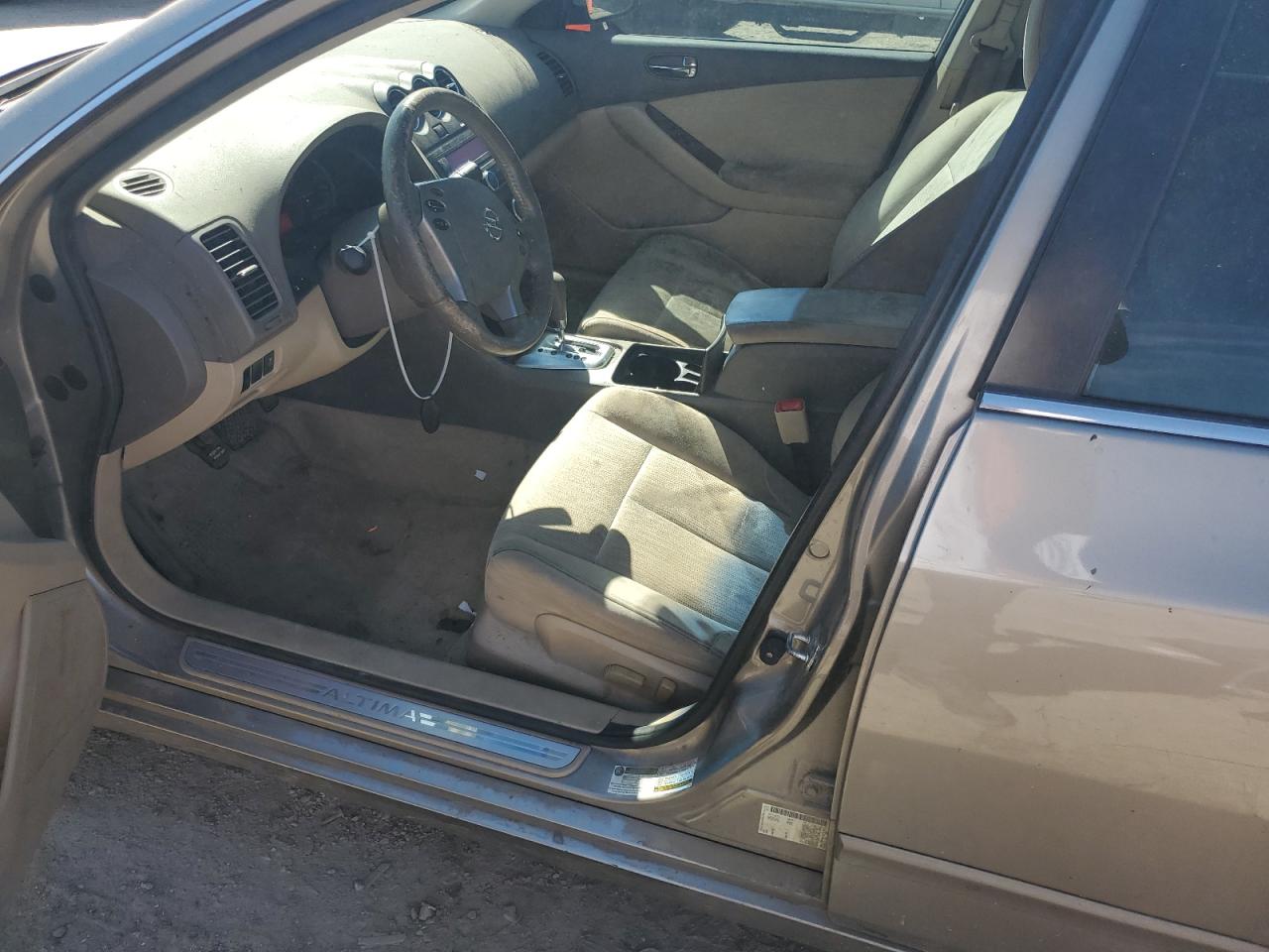 2011 Nissan Altima - Image 7