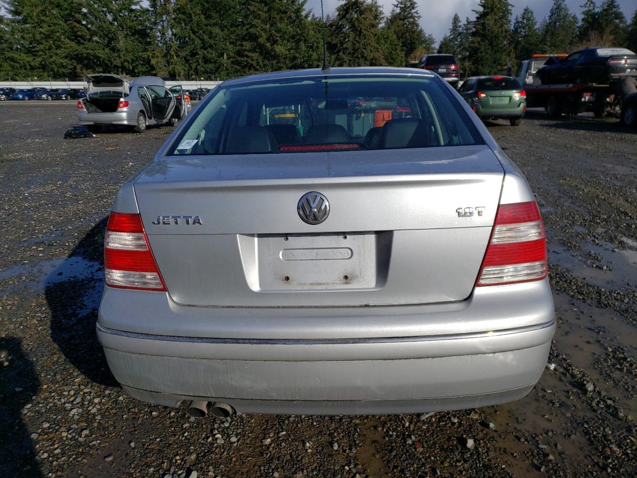 2004 Volkswagen Jetta - Image 6