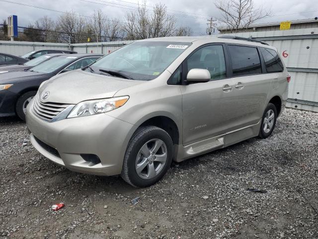 2015 Toyota Sienna Le