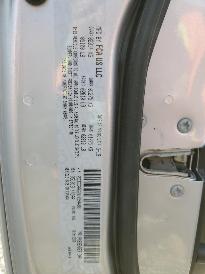 2019 Chrysler 300 - Image 12