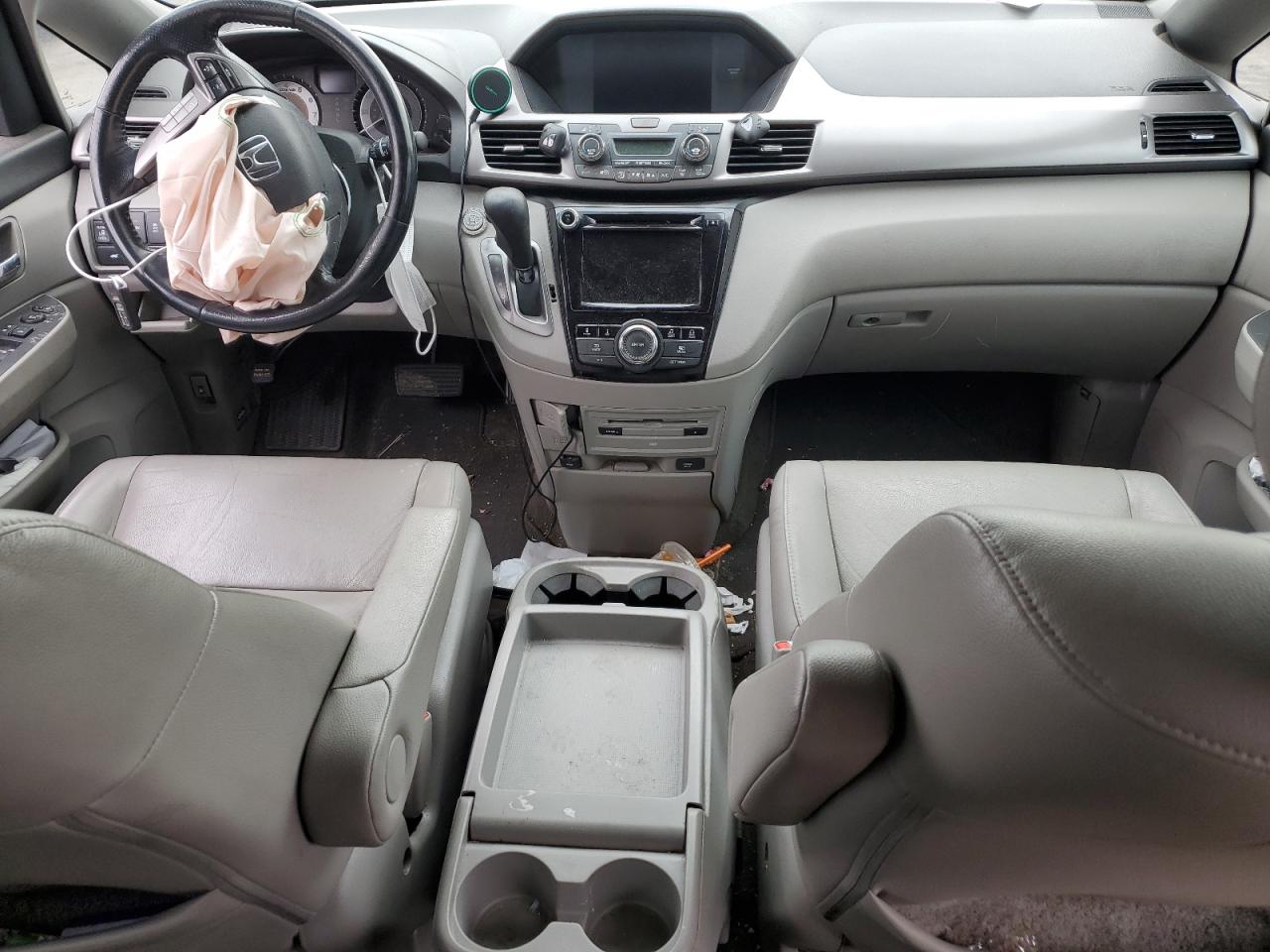 2017 Honda Odyssey - Image 8