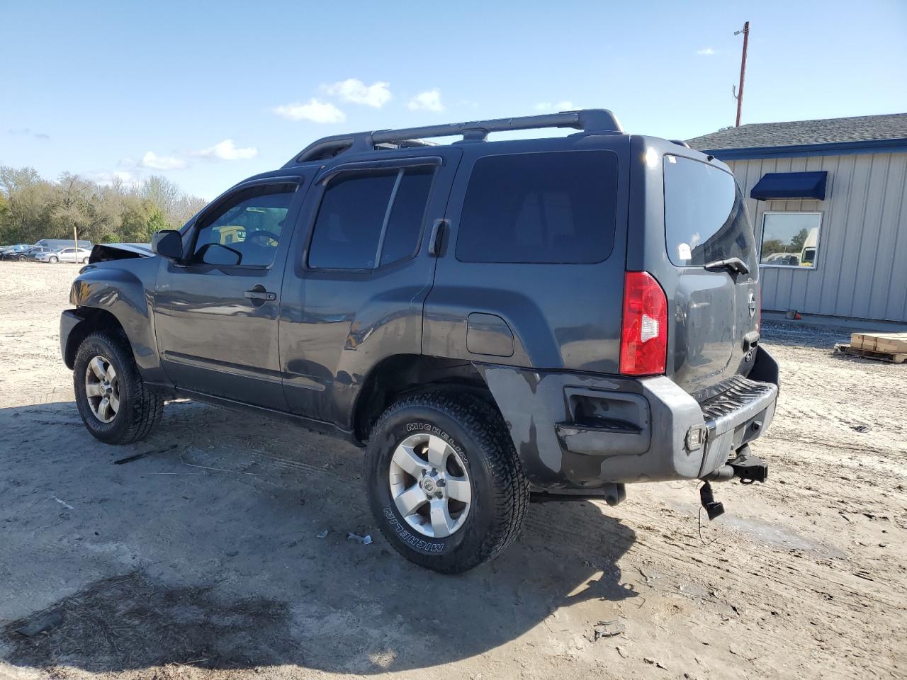 2005 Nissan XTerra - Image 2
