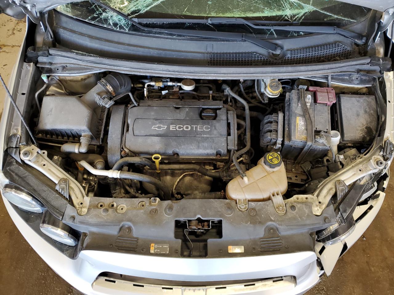 2014 Chevrolet Sonic - Image 11