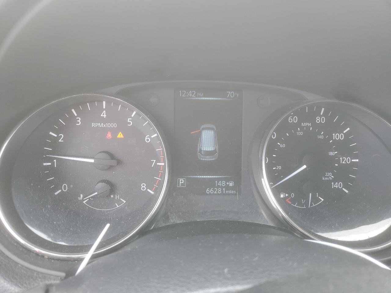 KNMAT2MV9HP535909 NISSAN ROGUE 2017