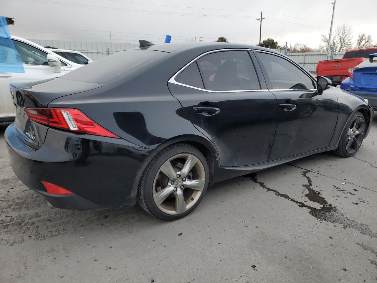 2014 Lexus IS - Image 3