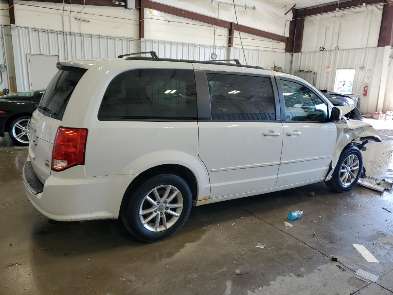2014 Dodge Caravan - Image 3