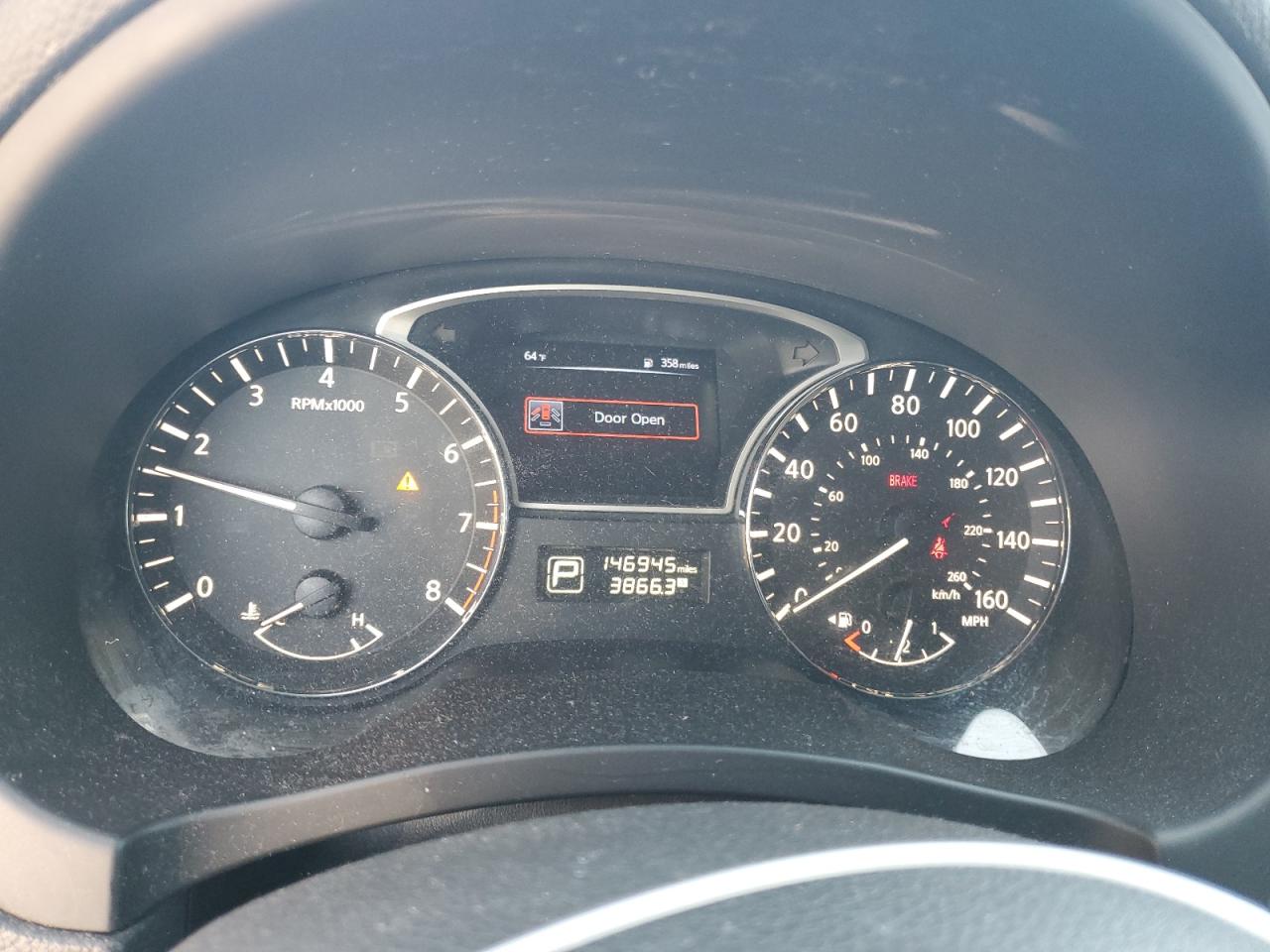 2015 Nissan Altima - Image 9