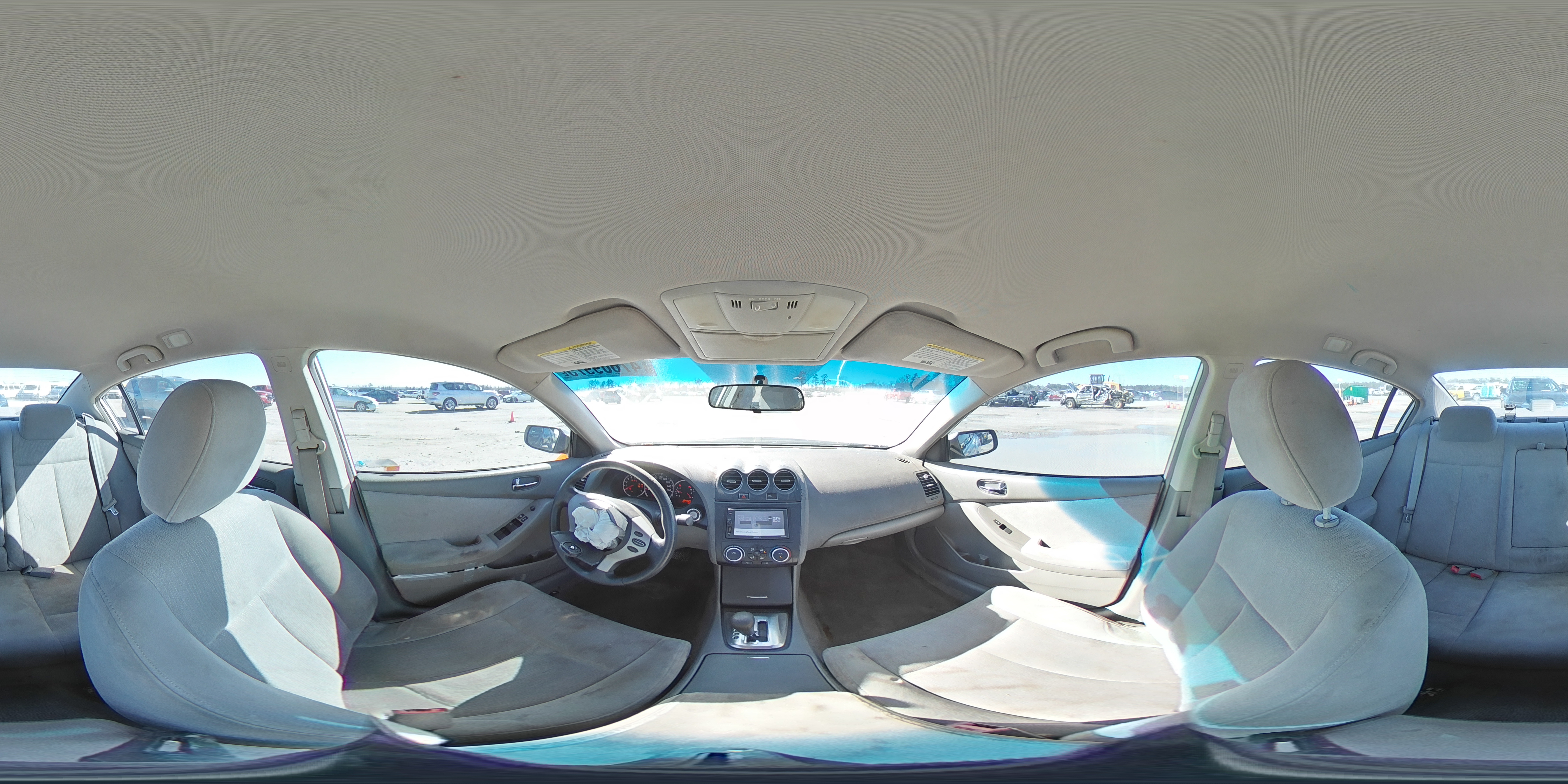2010 Nissan Altima - Image 12
