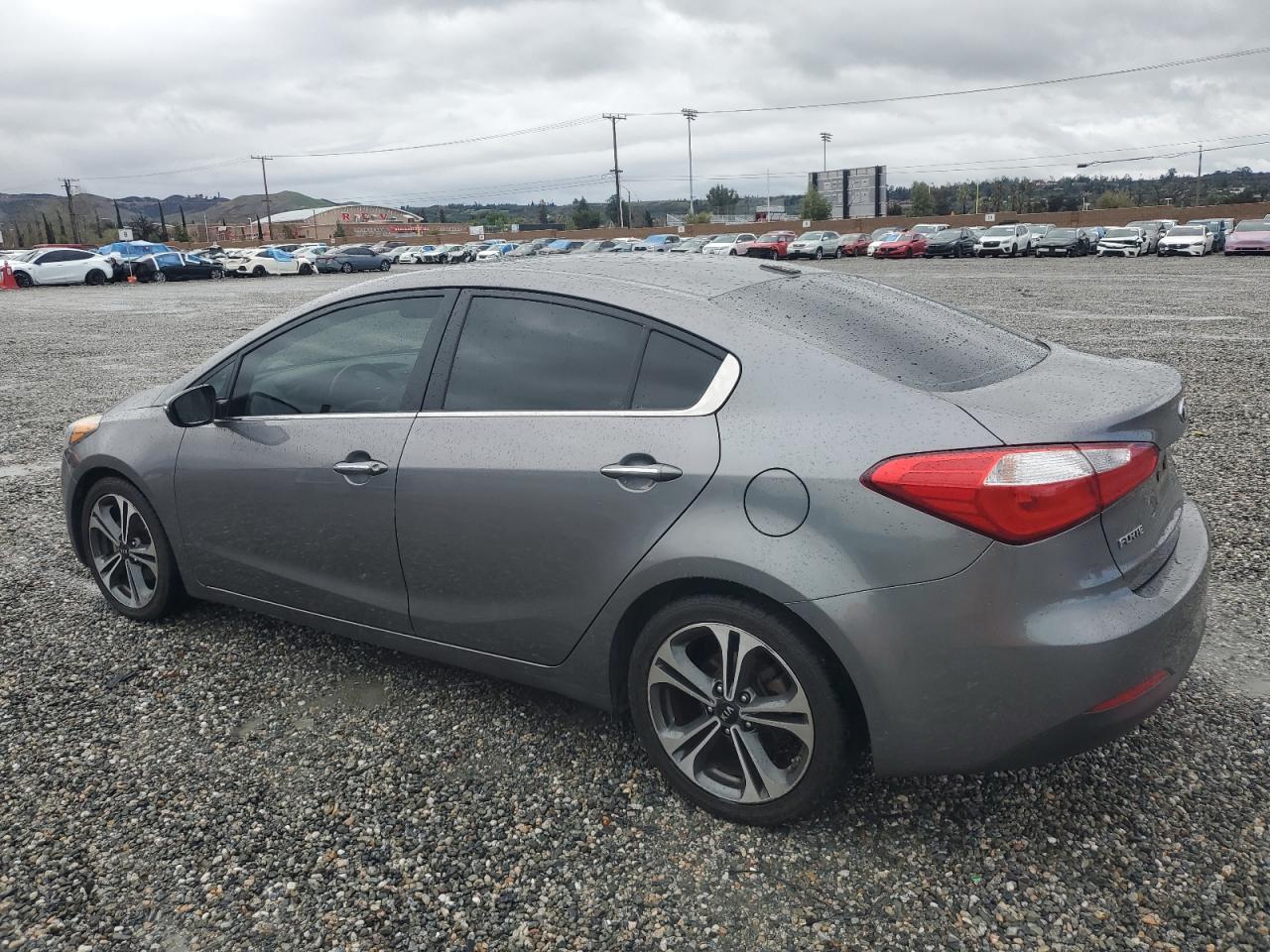 2015 Kia Forte - Image 2