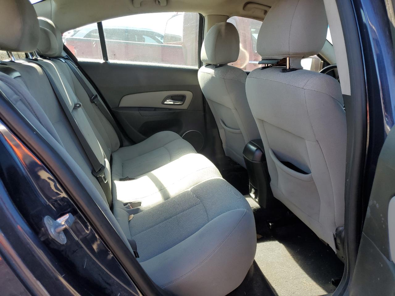 2011 Chevrolet Cruze - Image 10