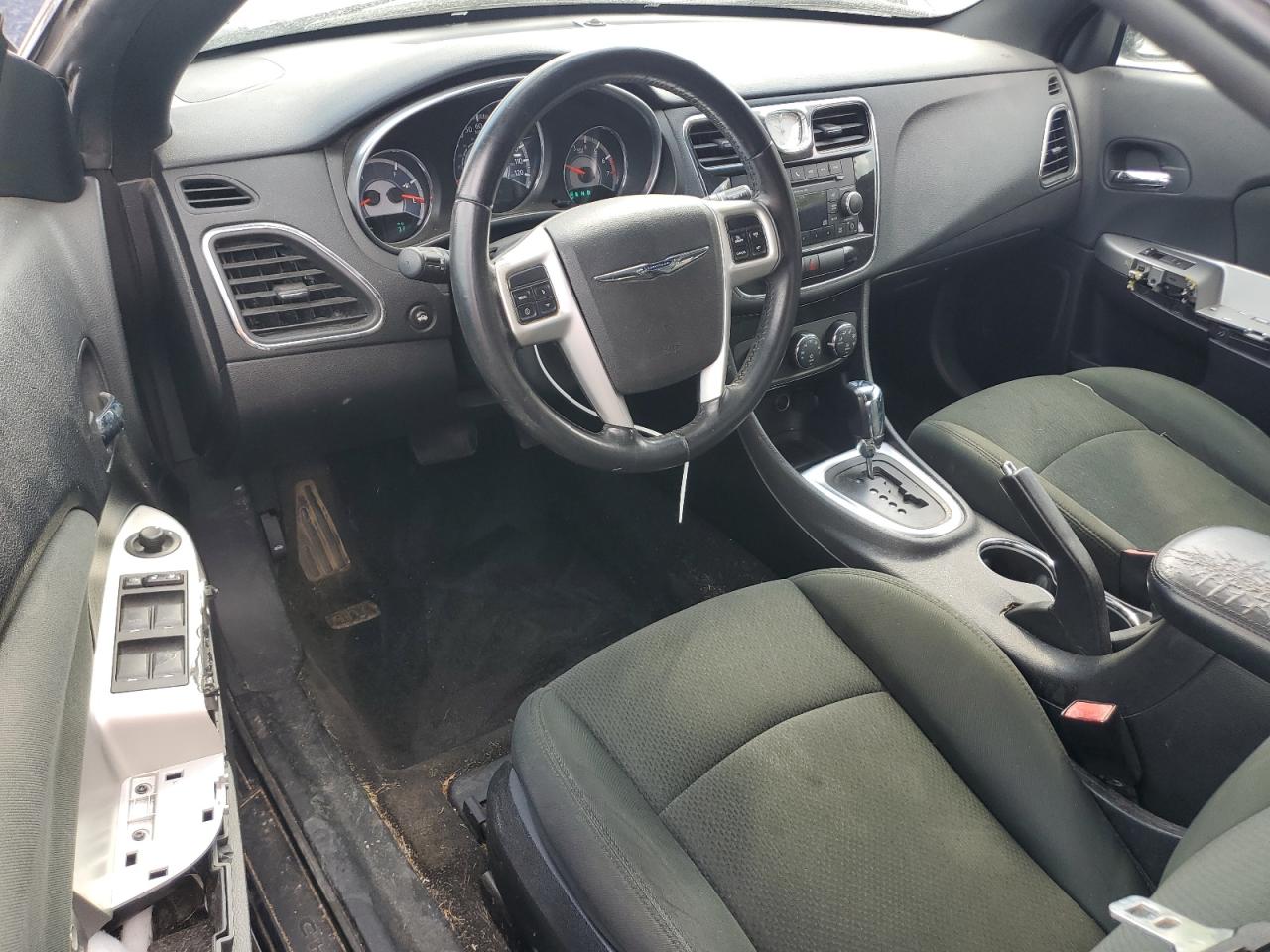 2011 Chrysler 200 - Image 8