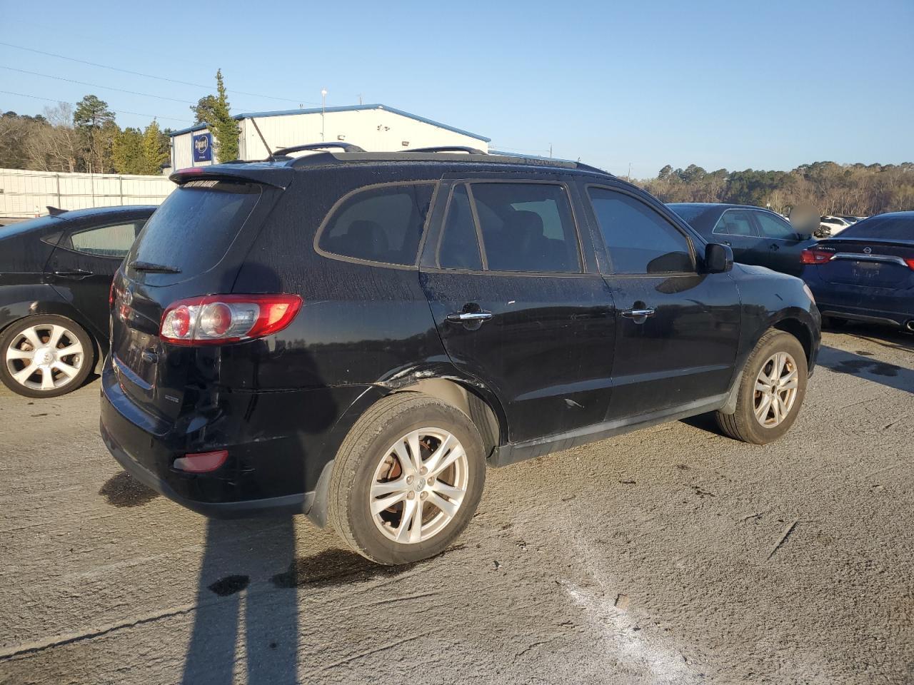 2012 Hyundai Santa Fe - Image 3