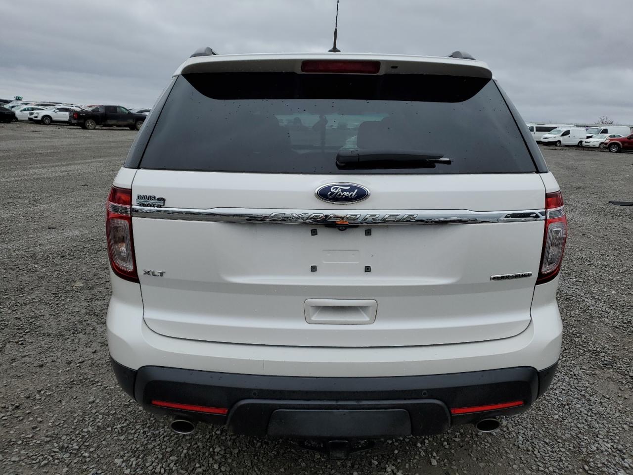 2014 Ford Explorer - Image 6