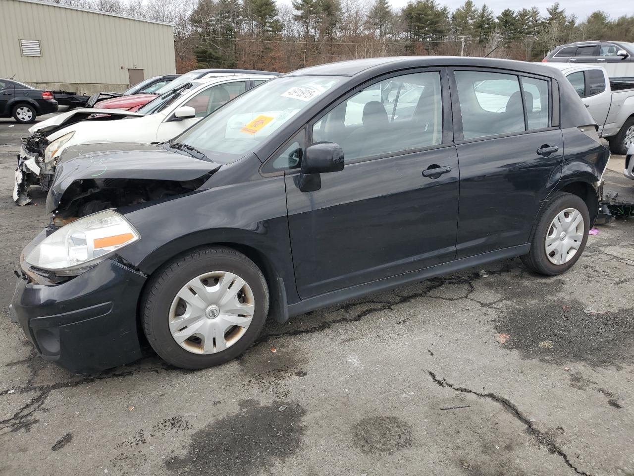 2011 Nissan Versa - Image 1