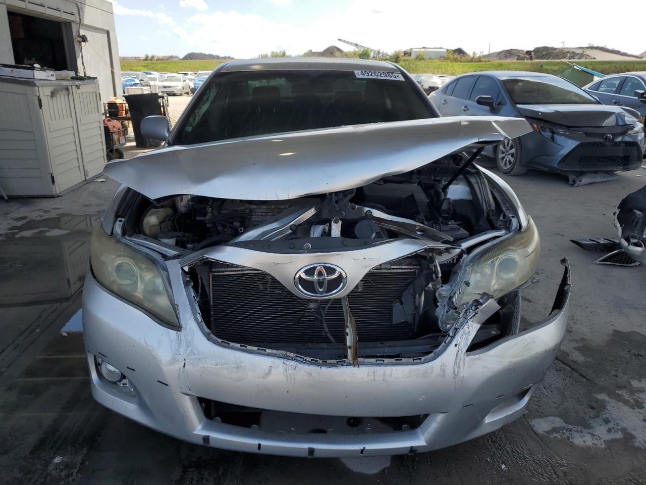 2010 Toyota Camry - Image 5
