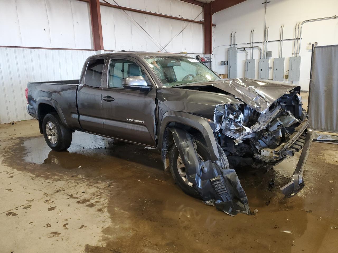 2017 Toyota Tacoma - Image 4