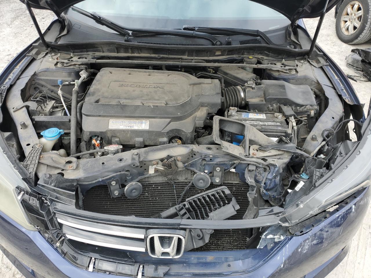 2013 Honda Accord - Image 11